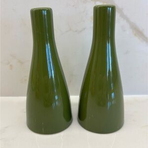 Vintage MCM Avocado Green Ceramic salt and Pepper Shaker Set